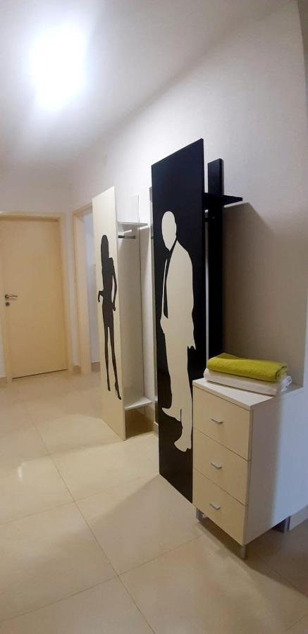 House Merlin Baška Voda Екстериор снимка