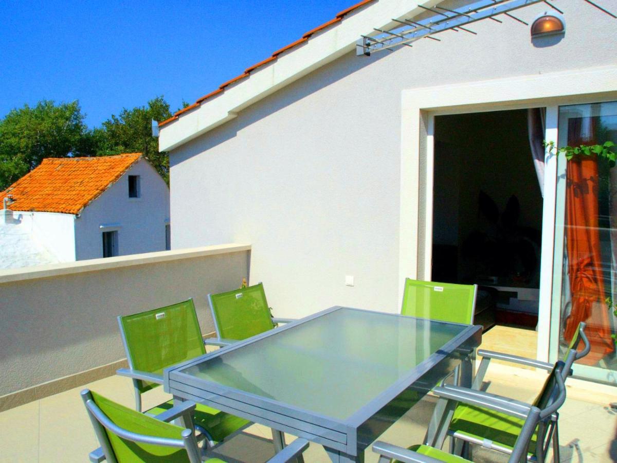 House Merlin Apartment Baška Voda Екстериор снимка